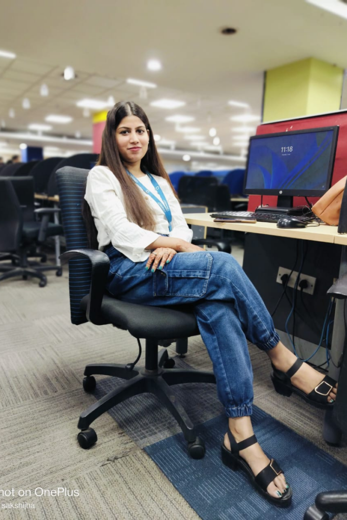 This picture represent a corporate employee